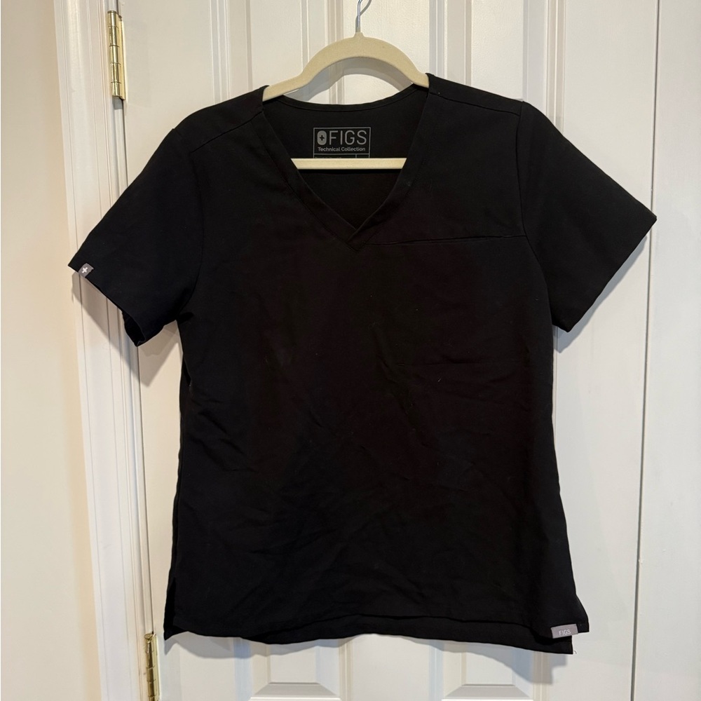 Figs Women's Classic Black V-Neck Tee